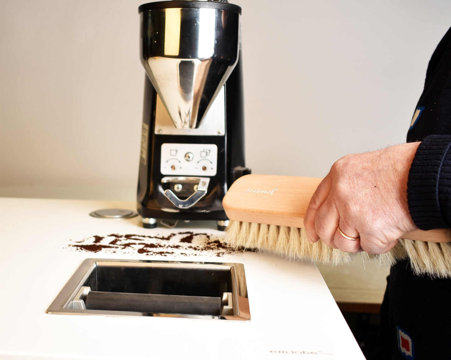 Countertop Brush